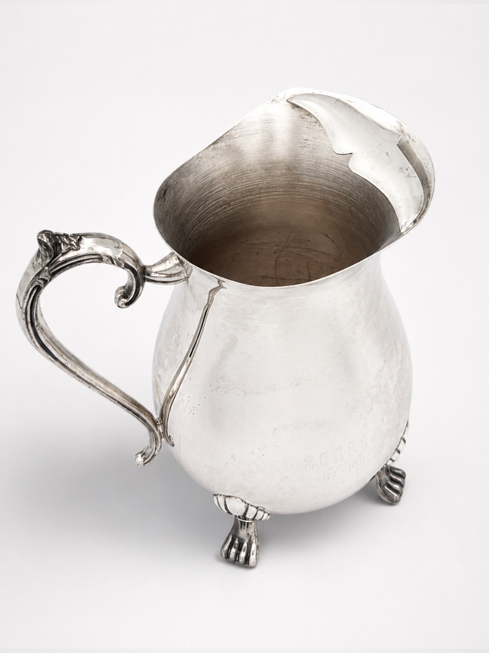 VTG Leonard Silverplate Water Pitcher w Ice Guard Claw Feet Ornate Handle 8.5”